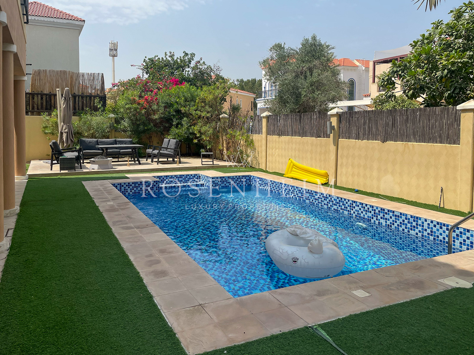 5 bedroom villa to rent