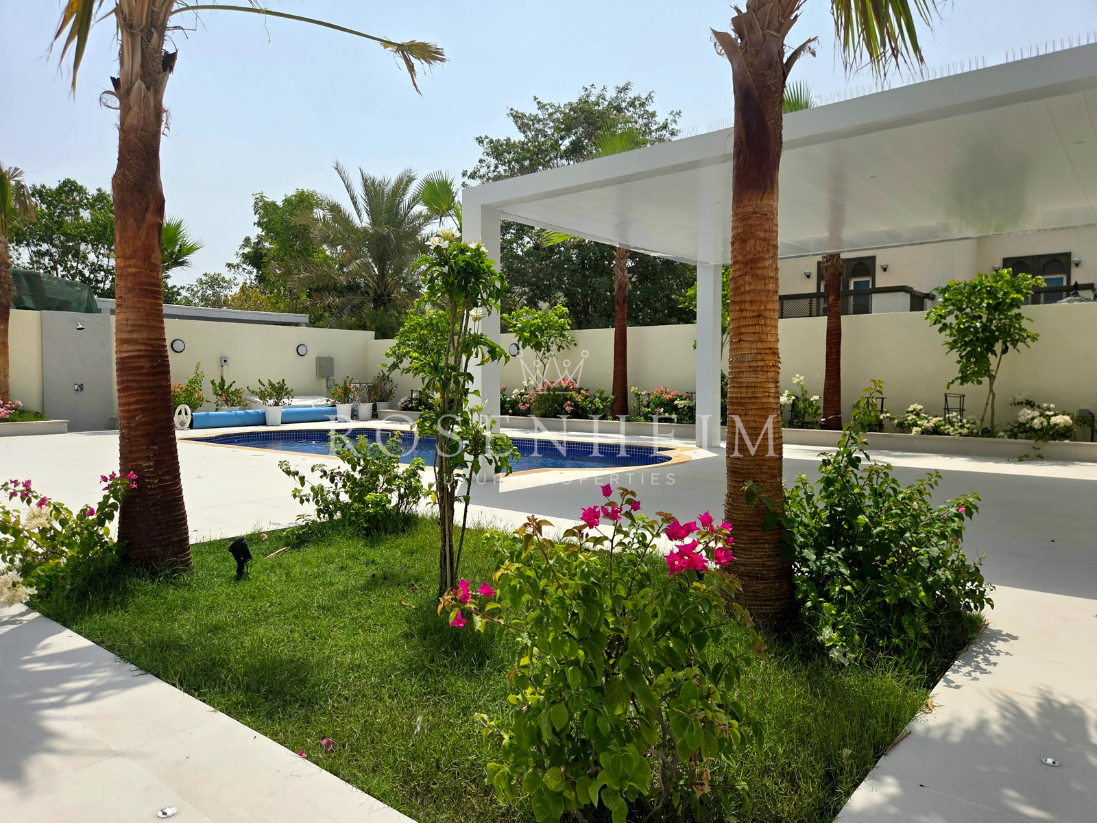 5 bedroom villa to rent