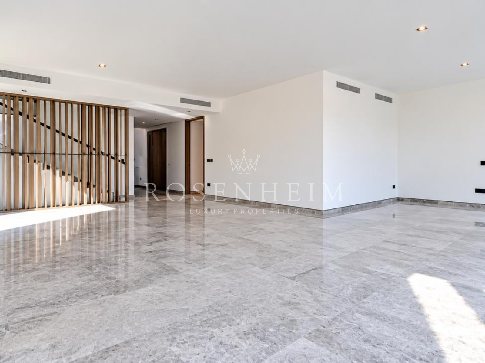 5 bedroom villa to rent