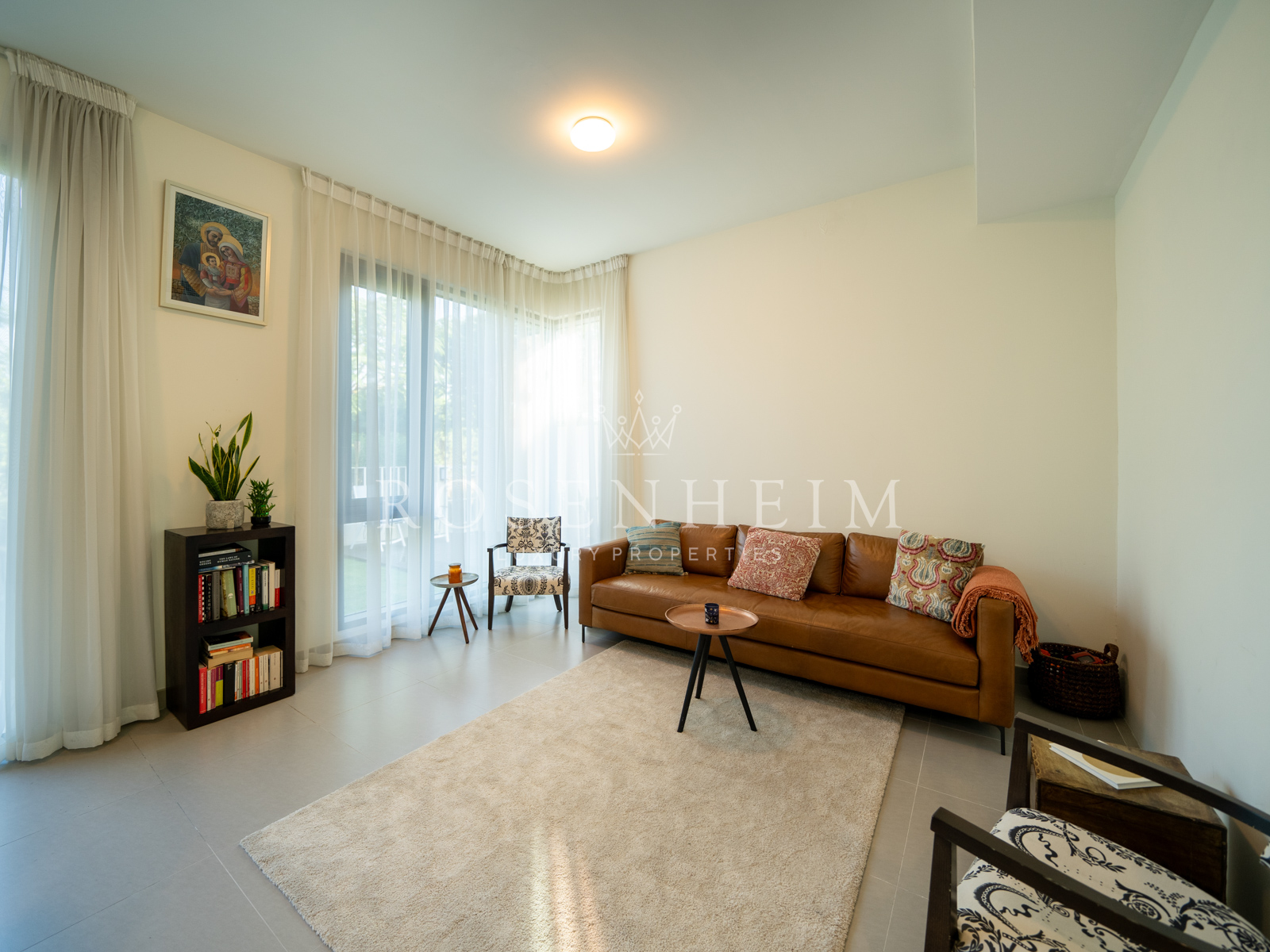 4 bedroom townhouse to rent