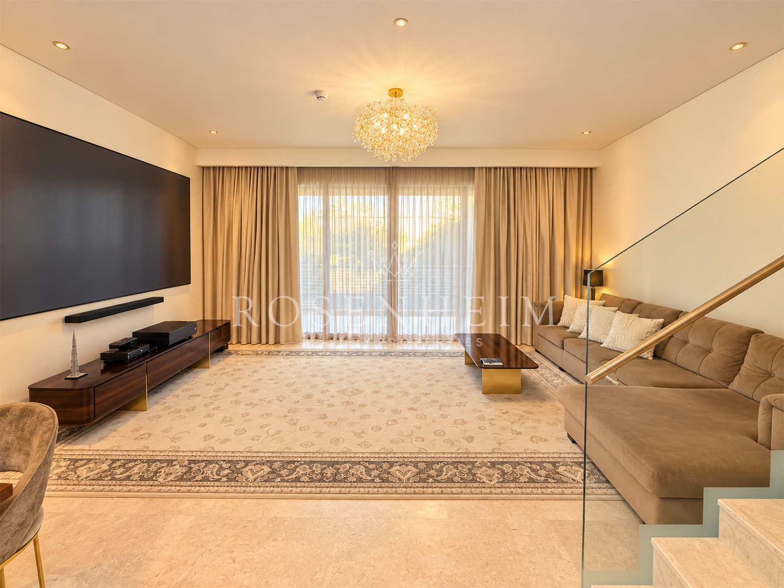 4 bedroom townhouse to rent