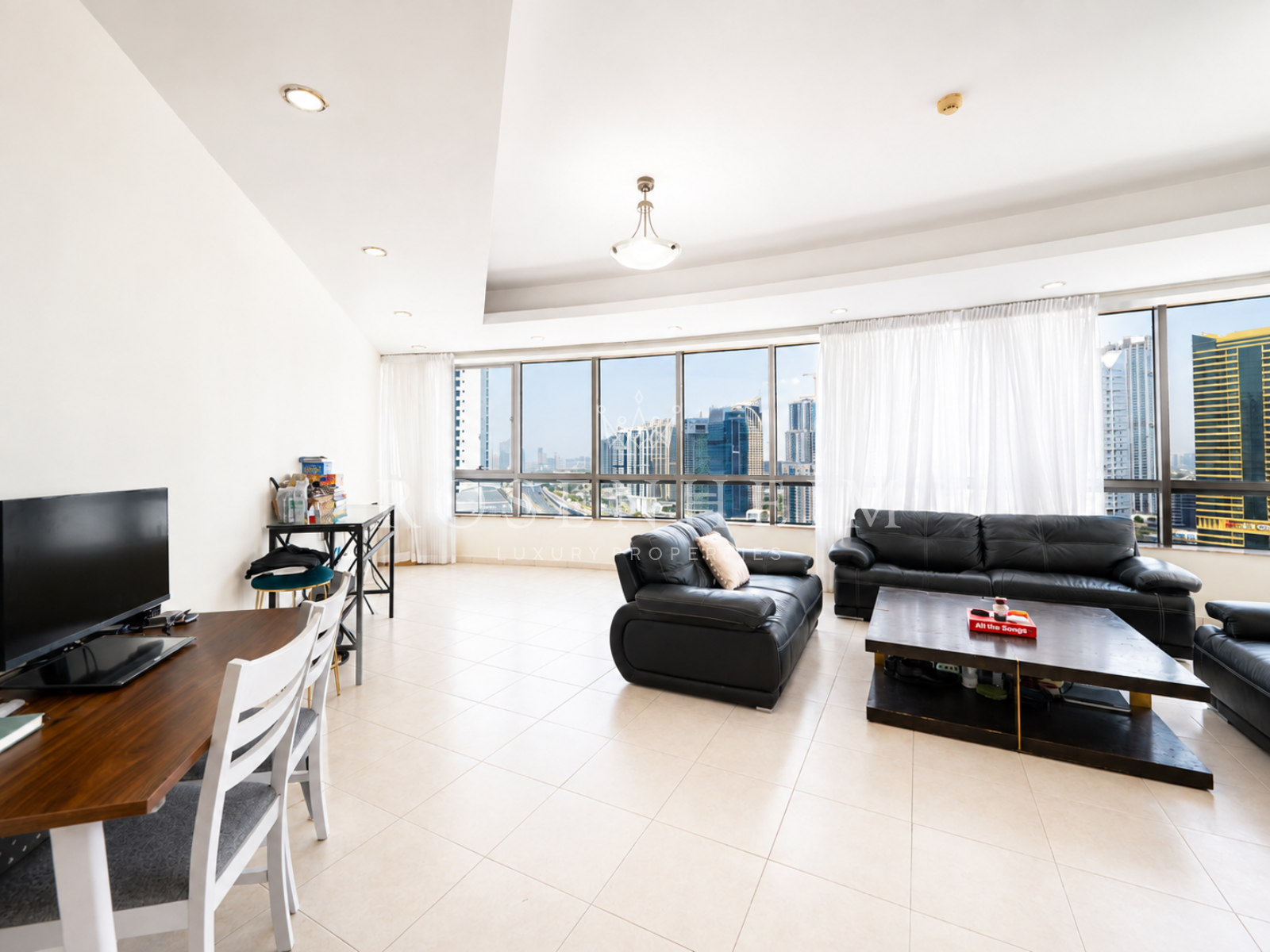 4 bedroom apartment to rent