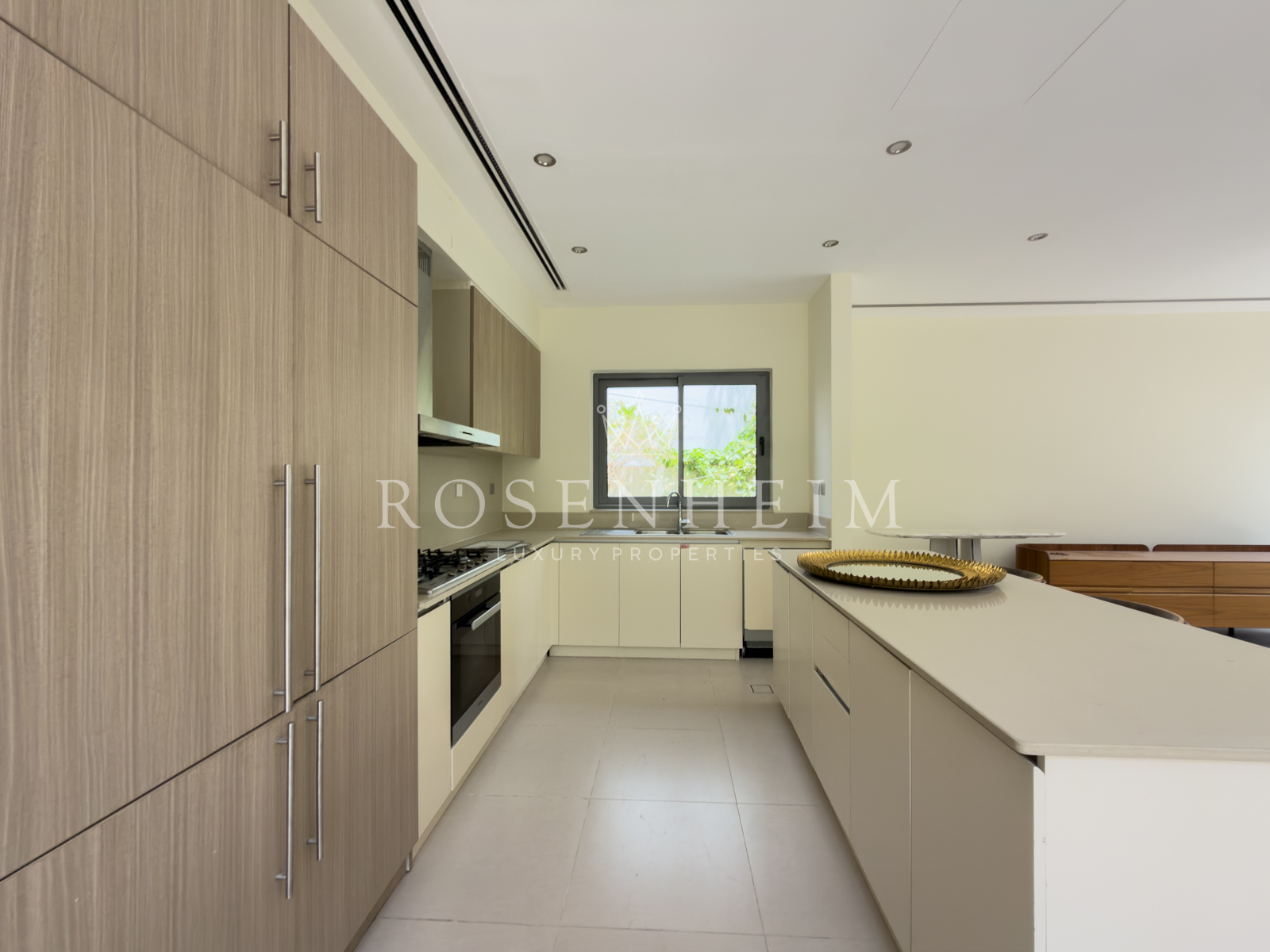 4 bedroom villa to rent